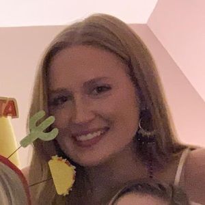 Meet your Posher, Brooke